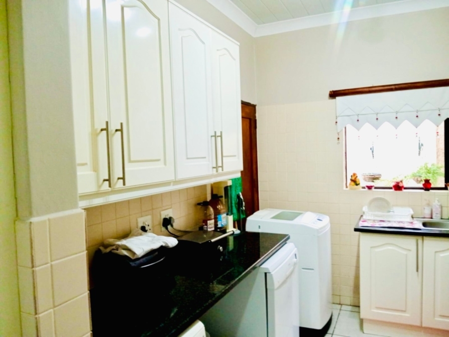 5 Bedroom Property for Sale in Dan Pienaar Free State